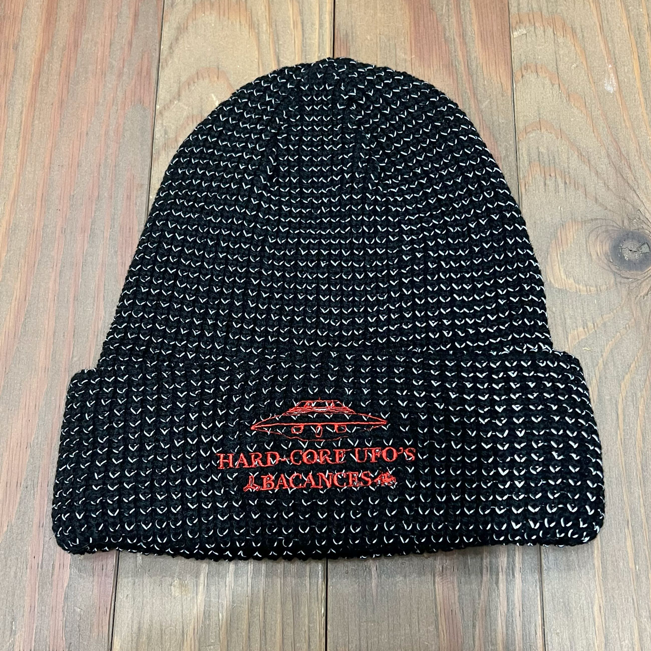 BACANCES HARDCORE UFO'S LOGO REFLECTOR BEANIE | 東京のスケート