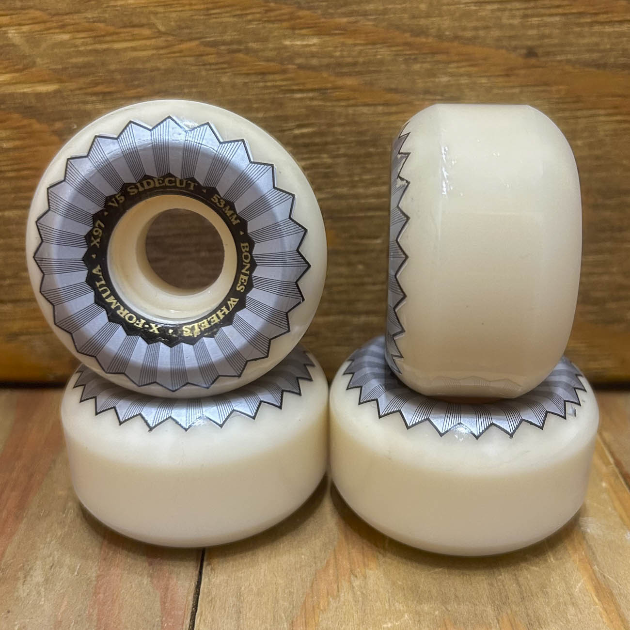 【スクエア】 BONES XF X-FORMULA  V5 SIDECUT 97A 53mm