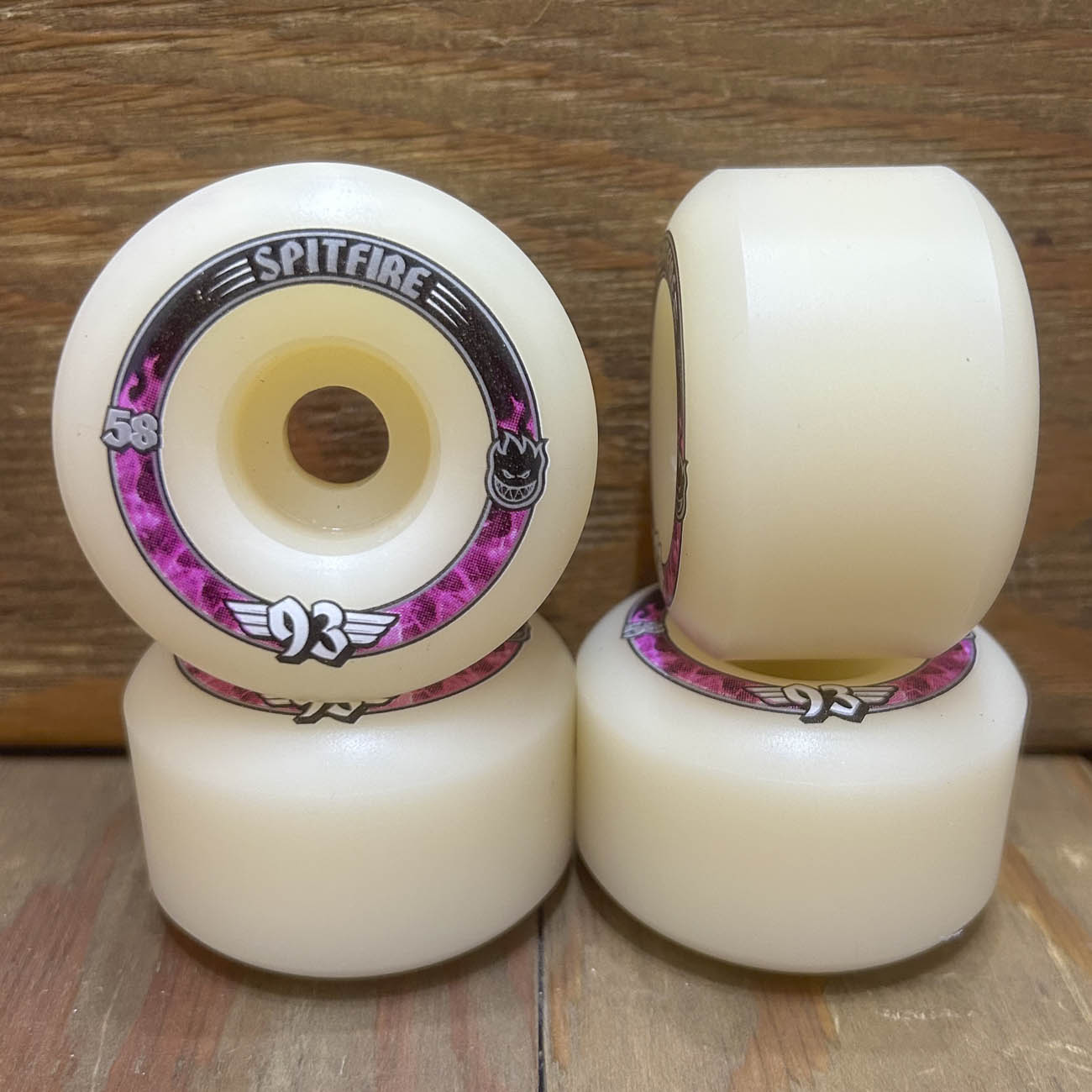 【スクエア】SPITFIRE F4 RADIALS 93A 58mm