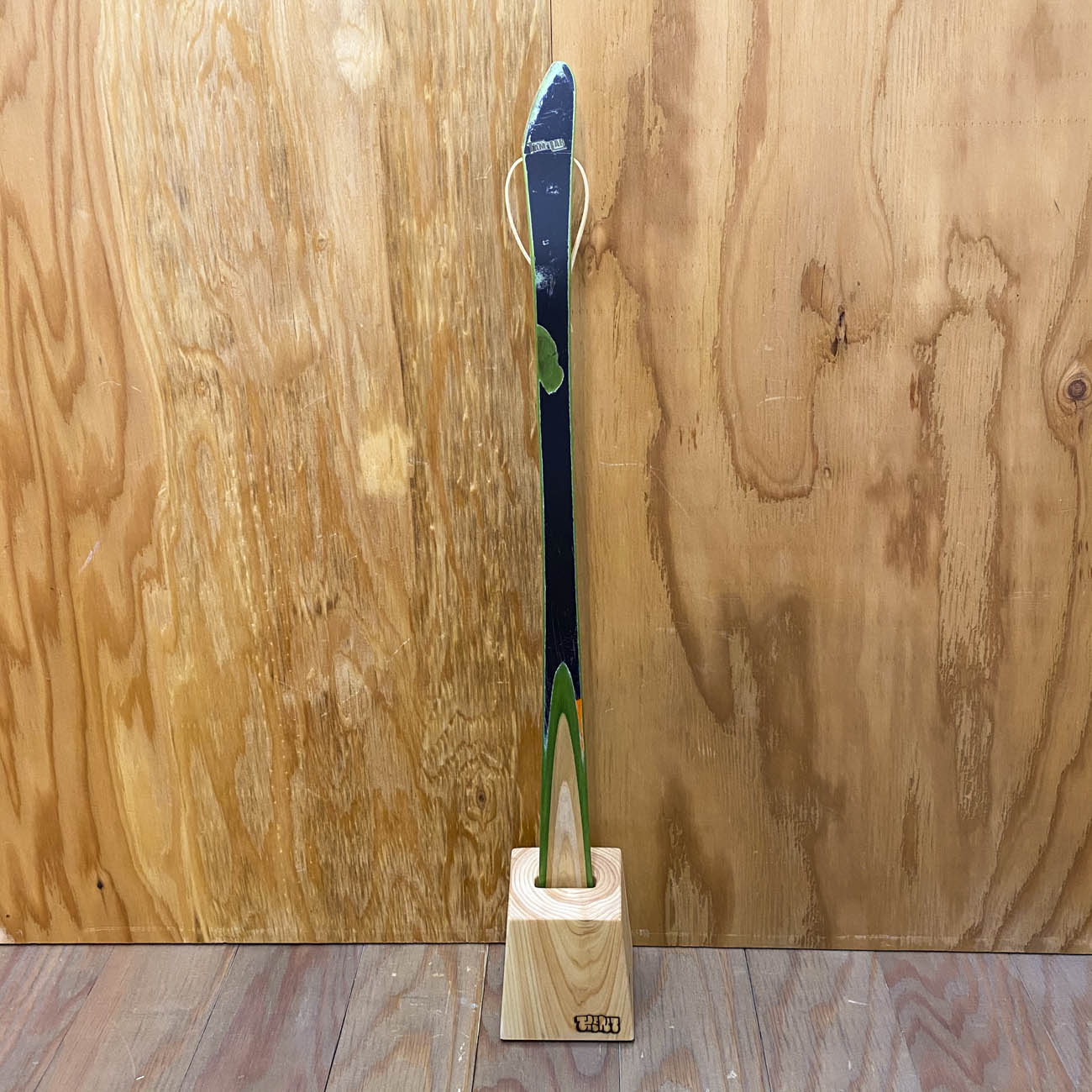 TAMILAB SHOEHORN x SKATEBOARD (靴べら）