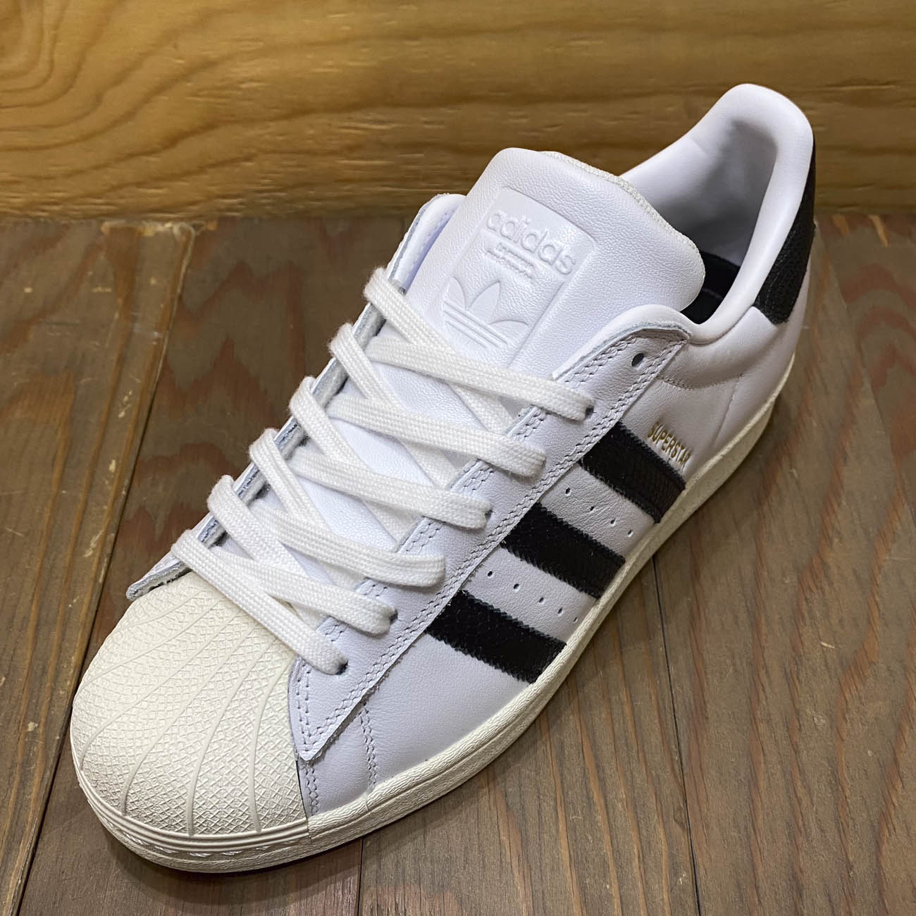 ADIDAS SUPERSTAR ADV WHITE/BLACK