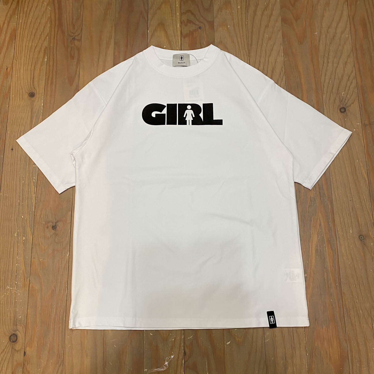 GIRL ADVERTYPE DRY SS TEE