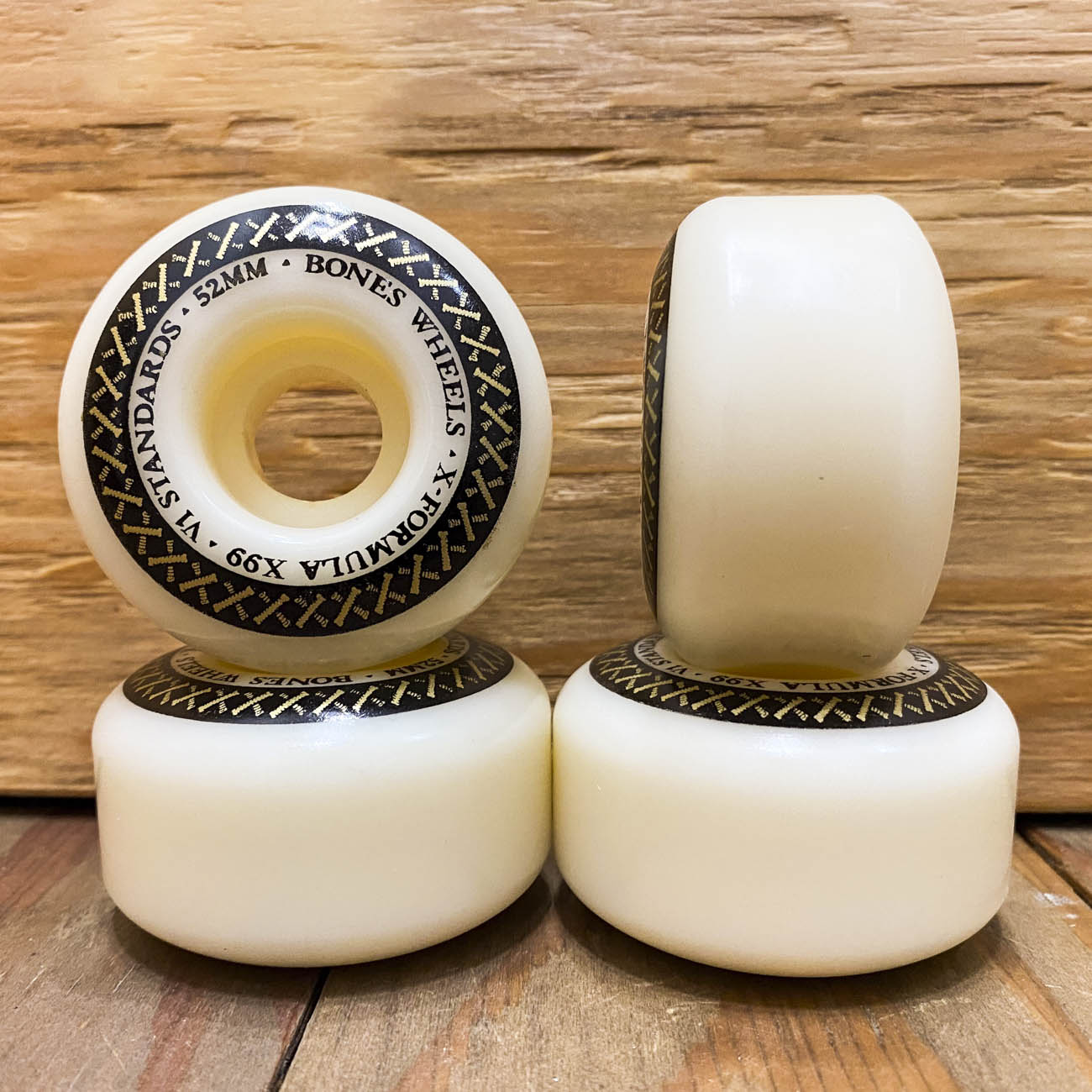 BONES　X-FORMULA V1 STANDARDS 99A 52mm 