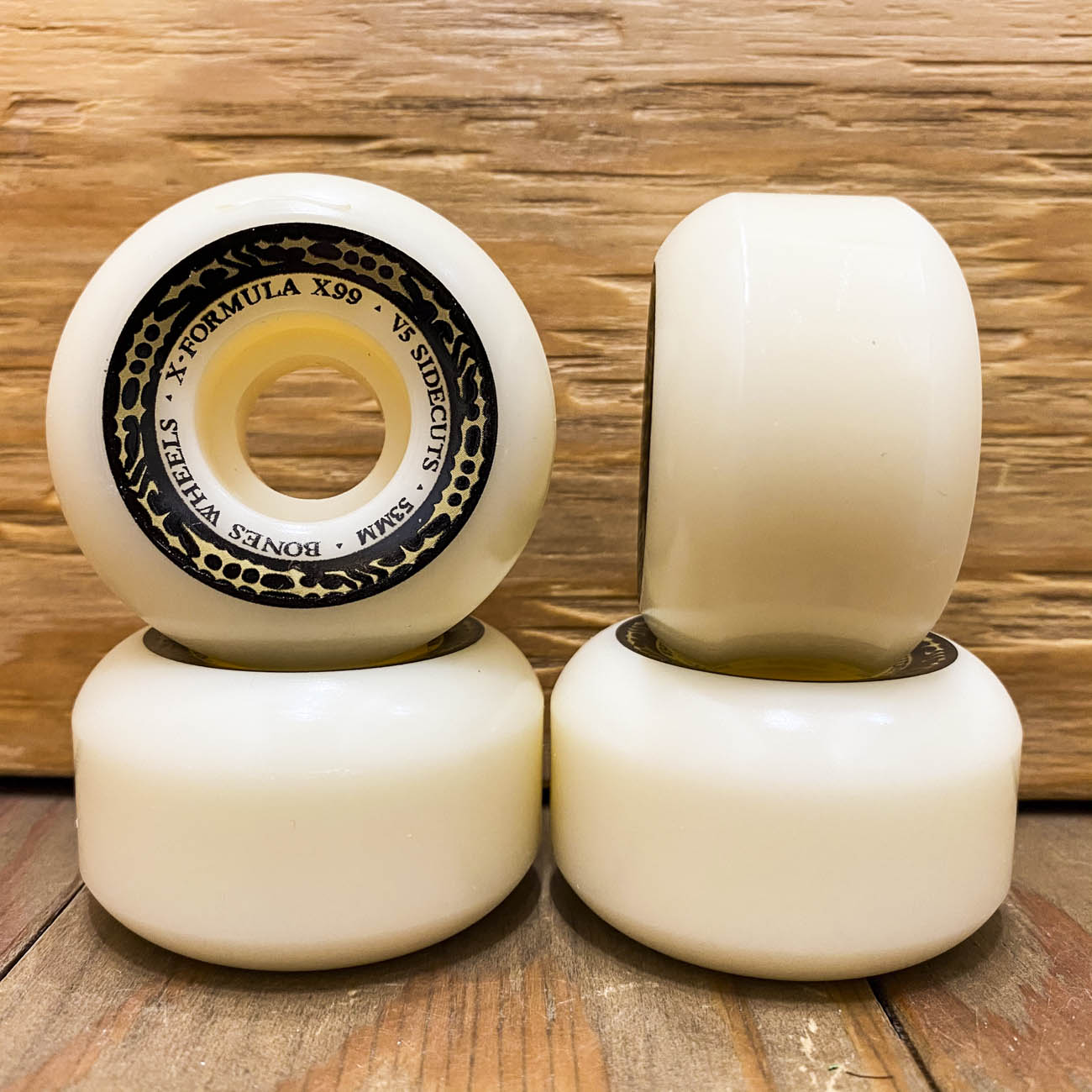 BONES　X-FORMULA V5 SIDECUTS 99A 53mm 