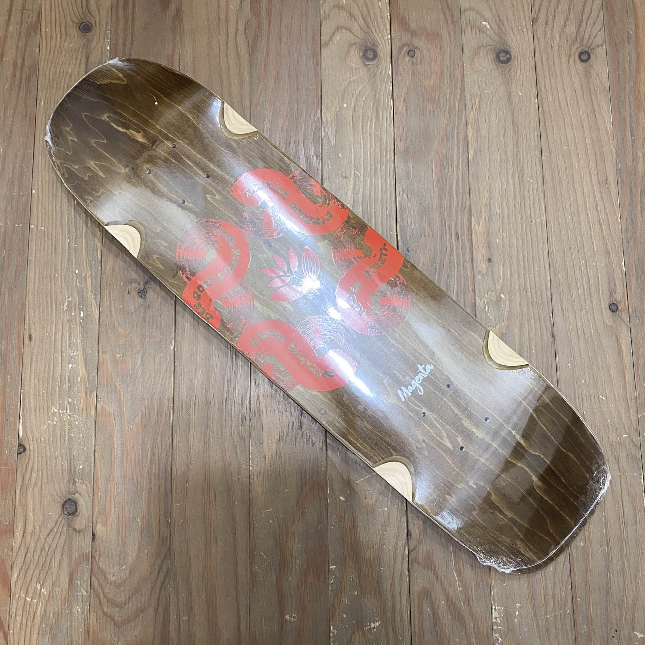 MAGENTA COLLAB DECK 8.25inch 