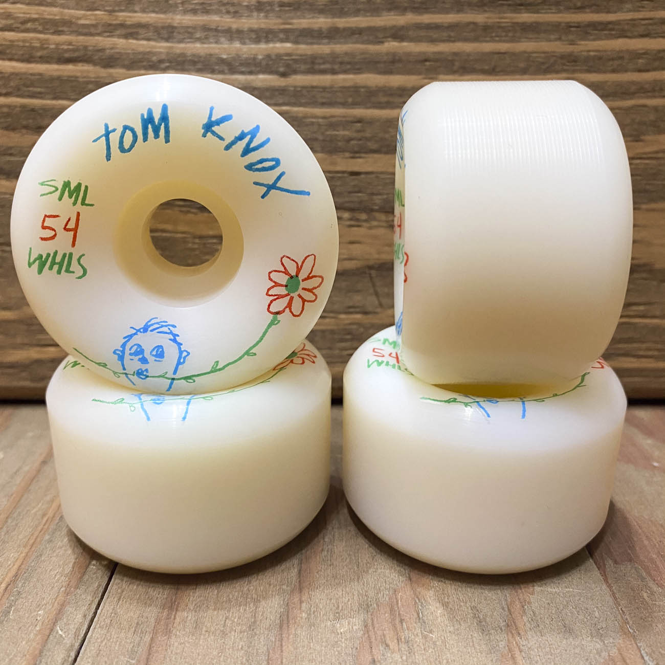 【スクエア】SML. PENSIL PUSHERS TOM KNOX V-CUT AG FOMULA 99A 54mm