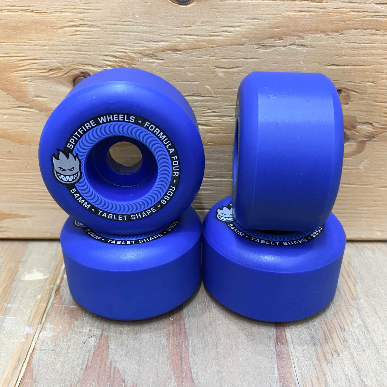 【スクエア】 SPITFIRE F4 TABLET 99A 52mm BLUE