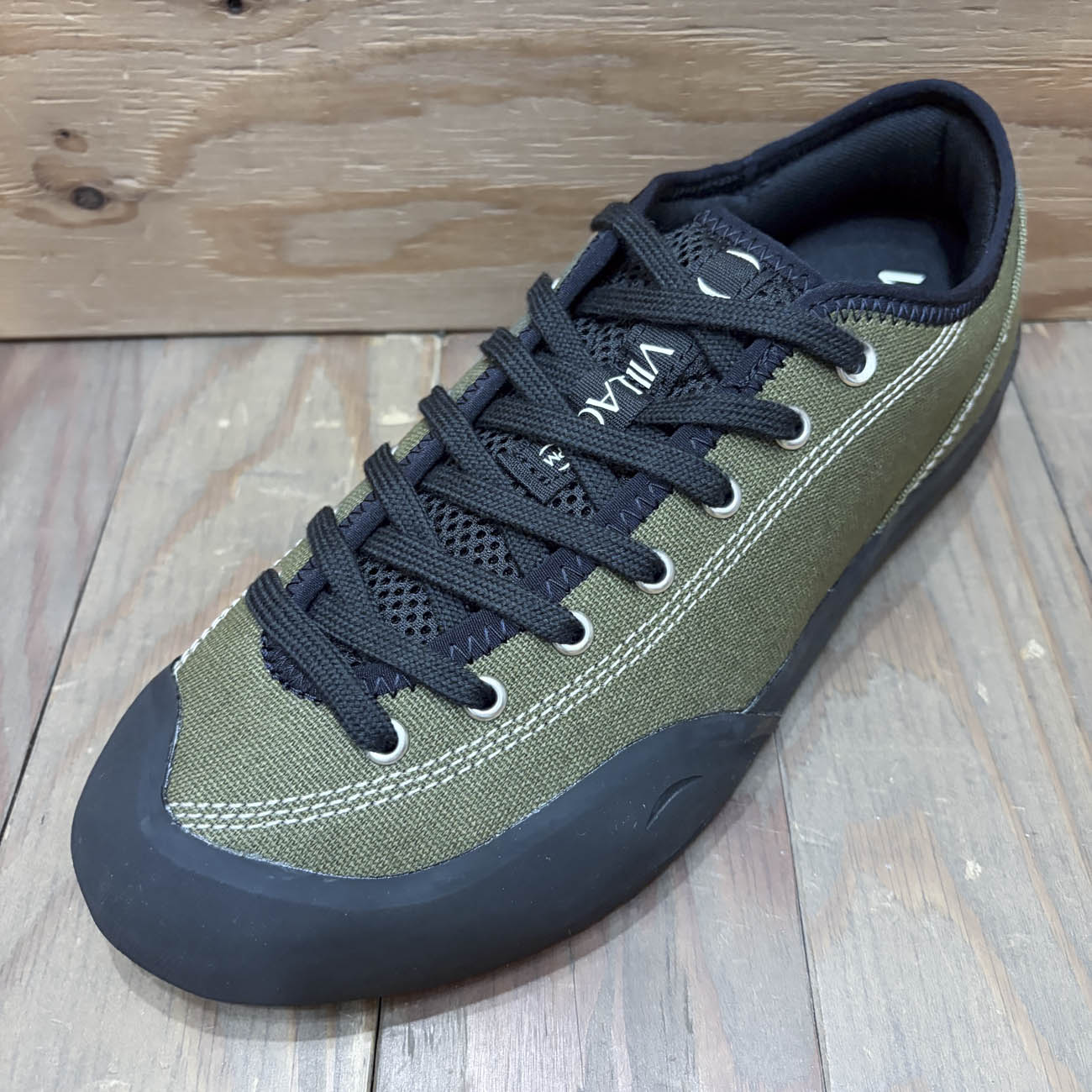 VILLGE PM 1.30PM OLIVE/NATURAL BLACK