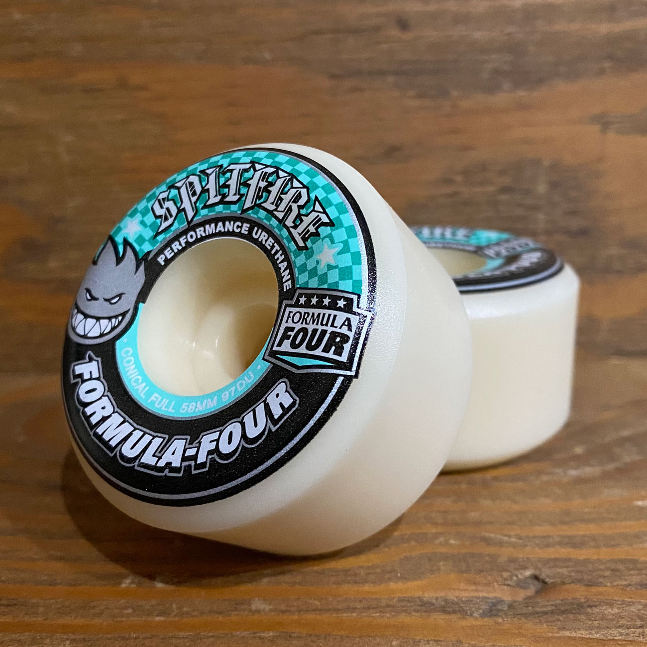 【スクエア】SPITFIRE F4 CONICAL FULL 97A 58mm