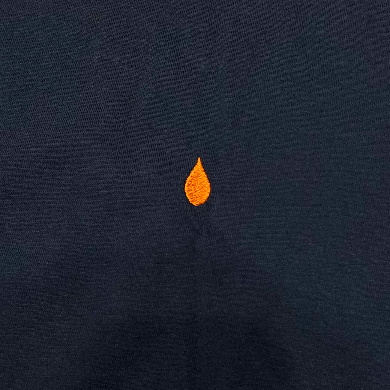 COLOR COMMUNICATIONS DRIP EMB CLR LONG TEE