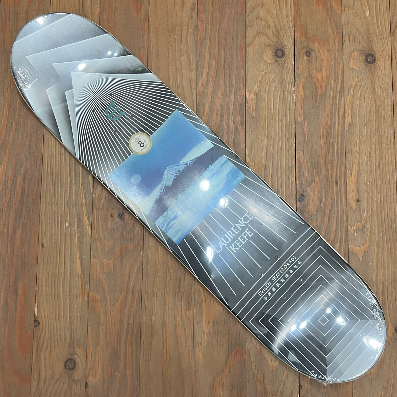 EVISEN デッキ 8.125inch LAURENCE KEEFE スケートボード