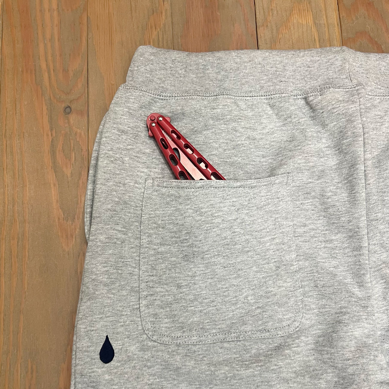COLOR COMMUNICATIONS DRIP EMB LETTER SWEAT PANTS GREY