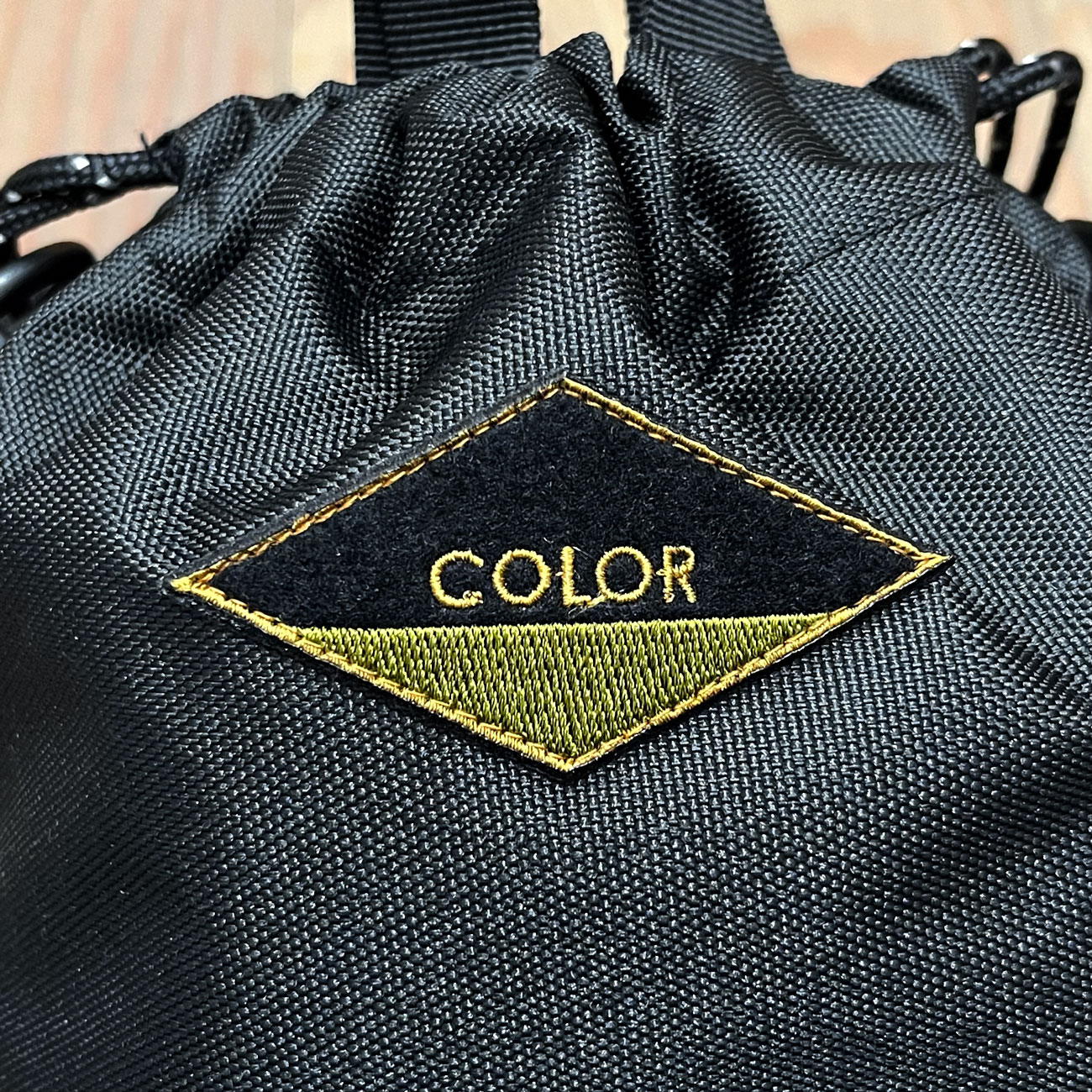 COLOR COMMUNICATIONS DIAMOND PATCH SAC SHOULDER BAG