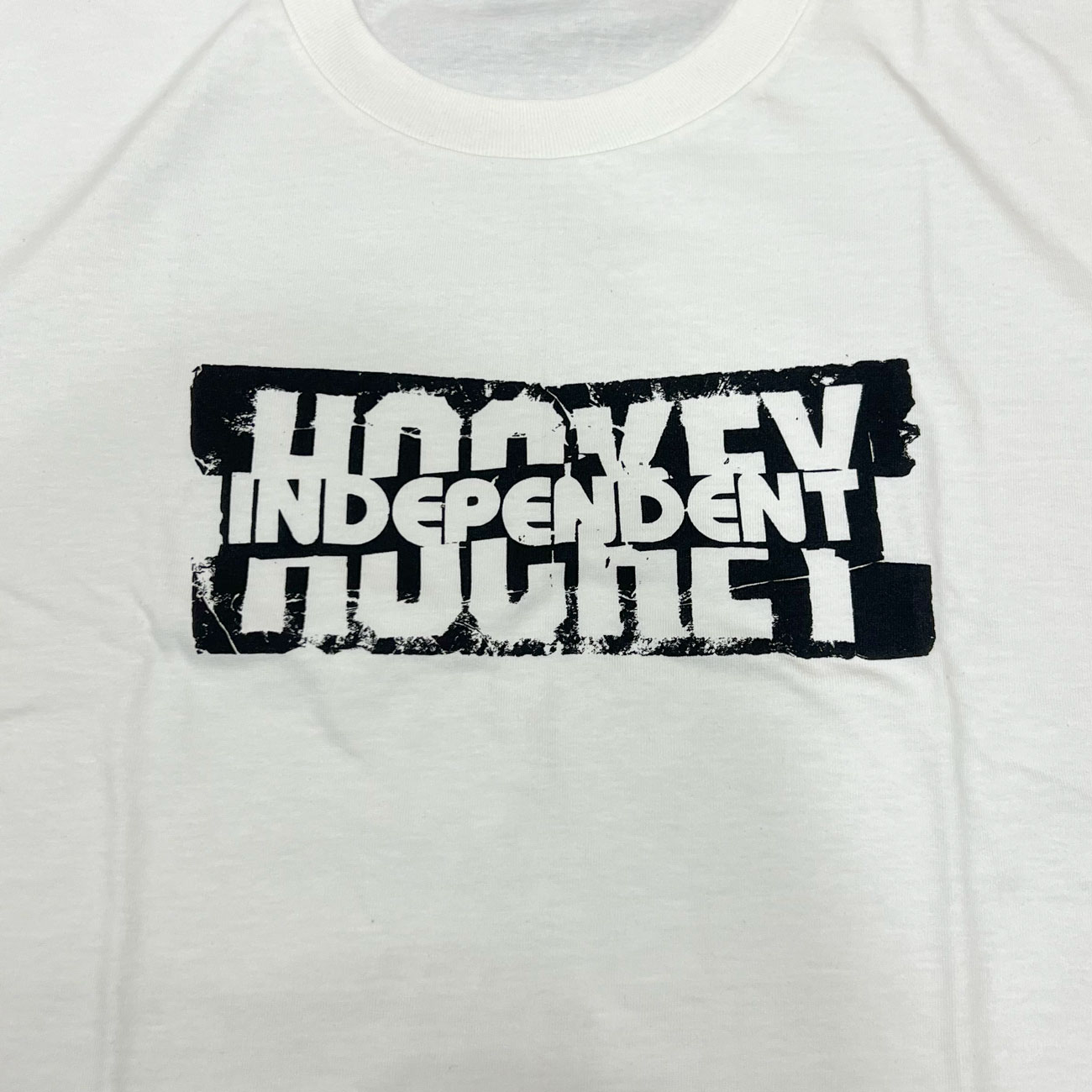 HOCKEY × INDY DECAL TEE