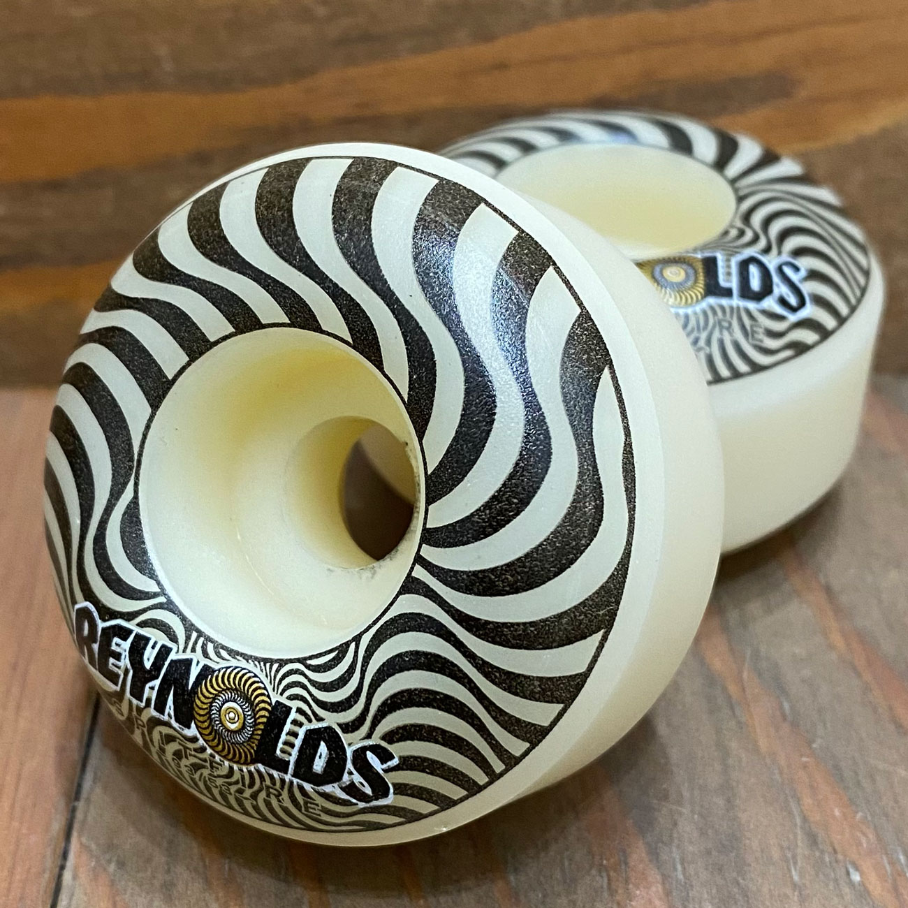 【ノーマル】SPITFIRE F4 REYNOLDS CLASSIC 93A 53mm