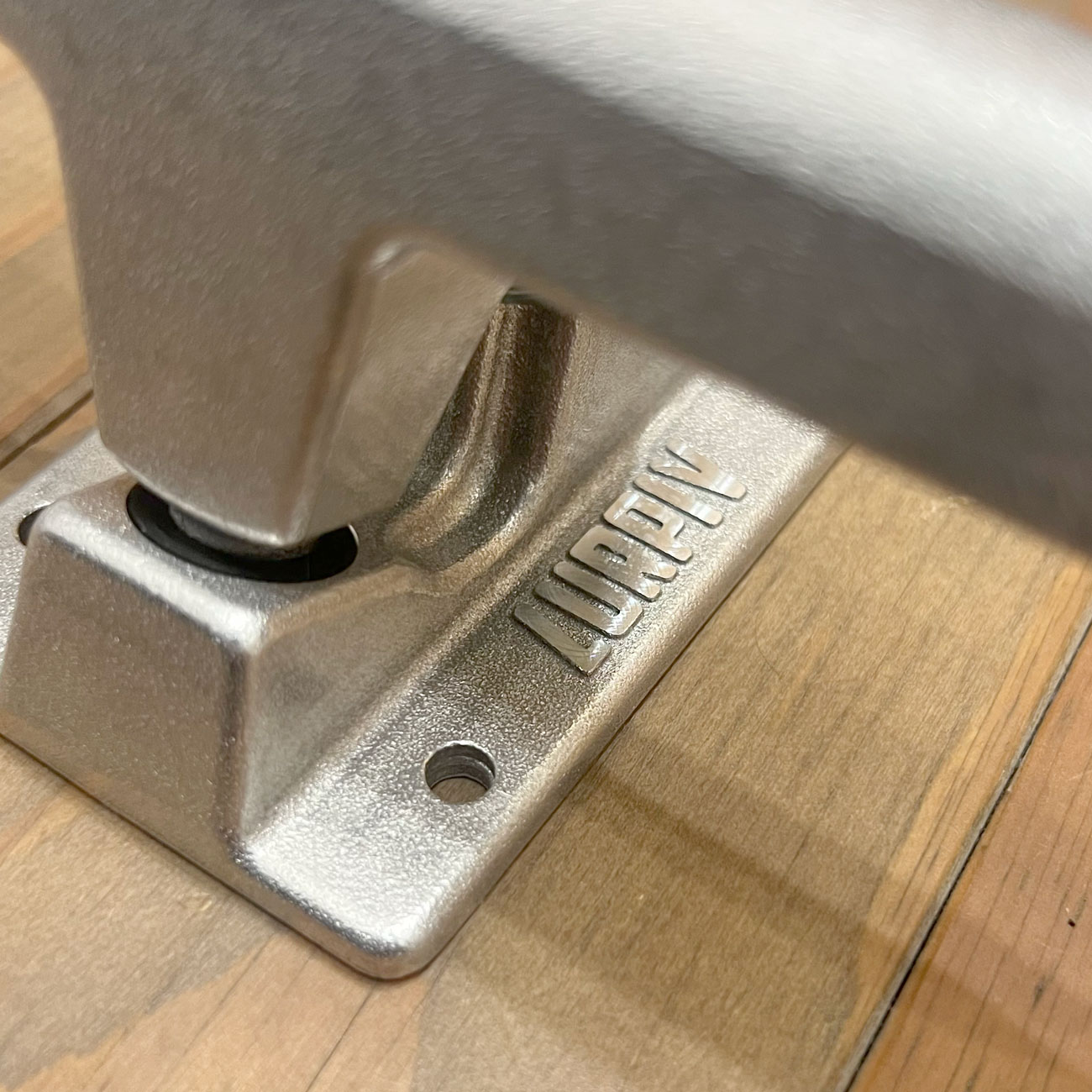 LURPIV SOLID POLISHED 140/145/150/160mm TRUCKS