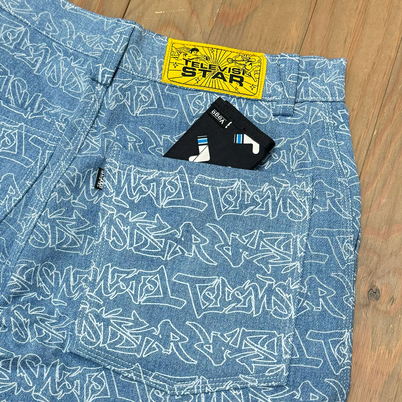 TELEVISI STAR TAGG TVS SHORT BAGGY OG