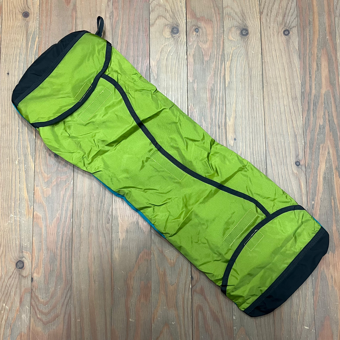 VAGA AMOEBA SKATEBOARD WRAPPER