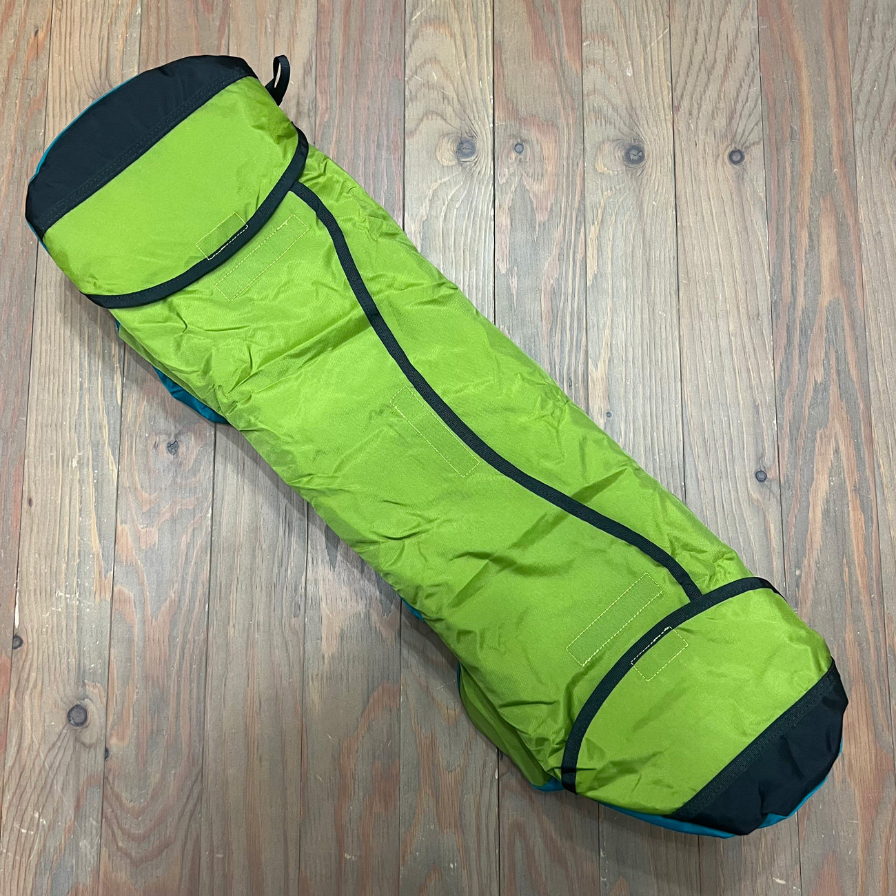 VAGA AMOEBA SKATEBOARD WRAPPER