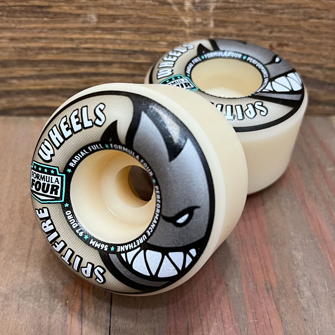 【スクエア】SPITFIRE F4 RADIAL FULL 97A 56mm