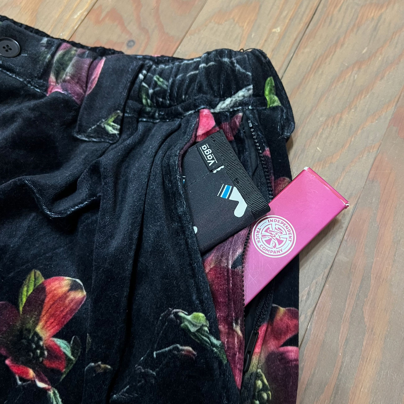 パンツ TIGHTBOOTH DOGWOOD VELOUR BALLOON PANTS TIGHTBOOTH DOGWOOD VELOUR BALLOON PANTS – MAROON WEBSTORE