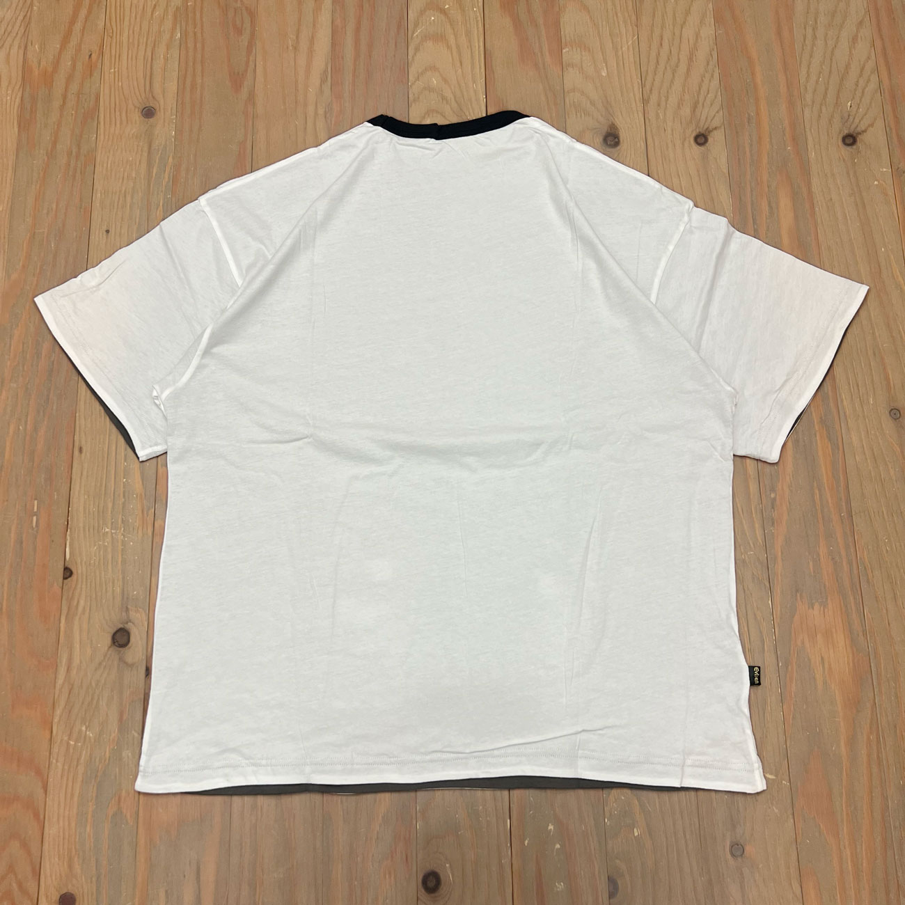 EVISEN KOTORA REVERSIBLE TEE 