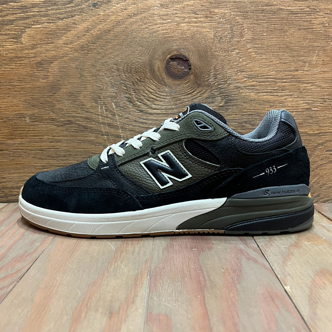 NB NUMERIC ANDREW REYNOLDS 933BST | 東京のスケートボードショップ  