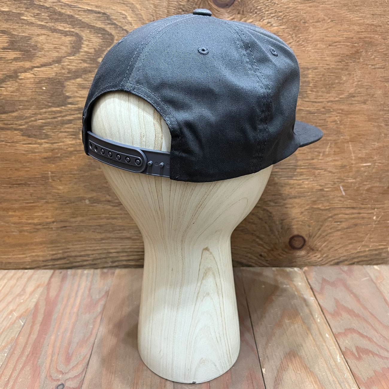 COLOR COMMUNICATIONS WAWA OWL EMB UNSTRUCTURED CAP