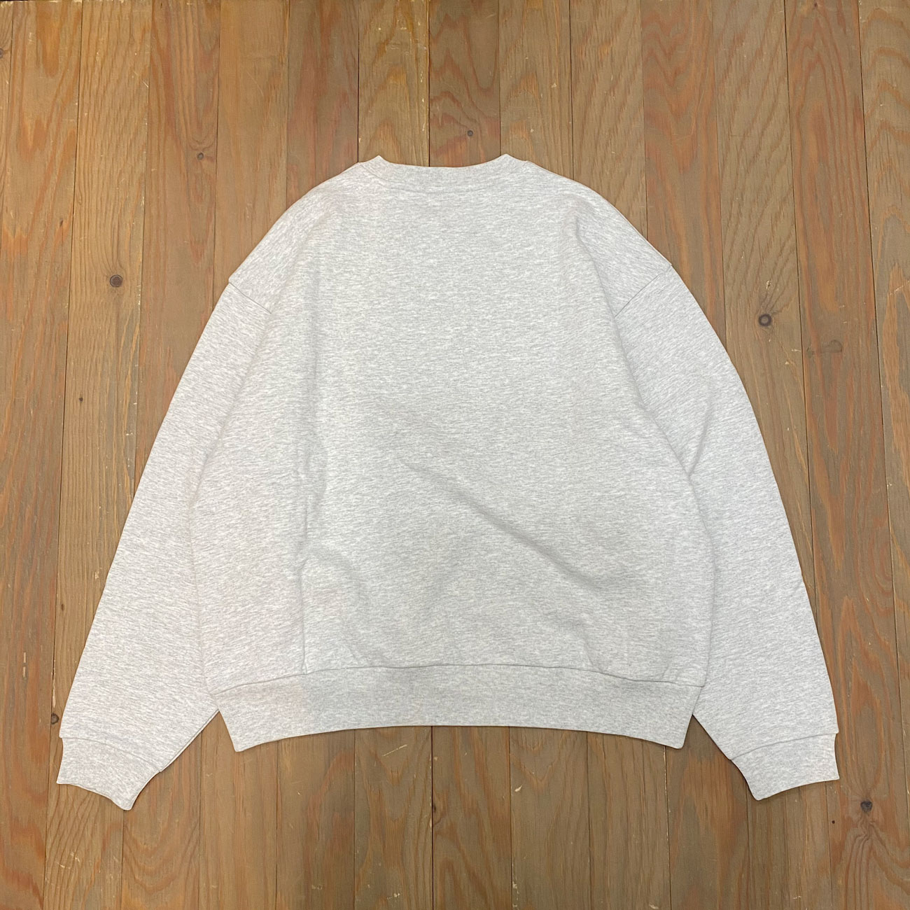 GRAND COLLECTION BIG SCRIPT CREWNECK 