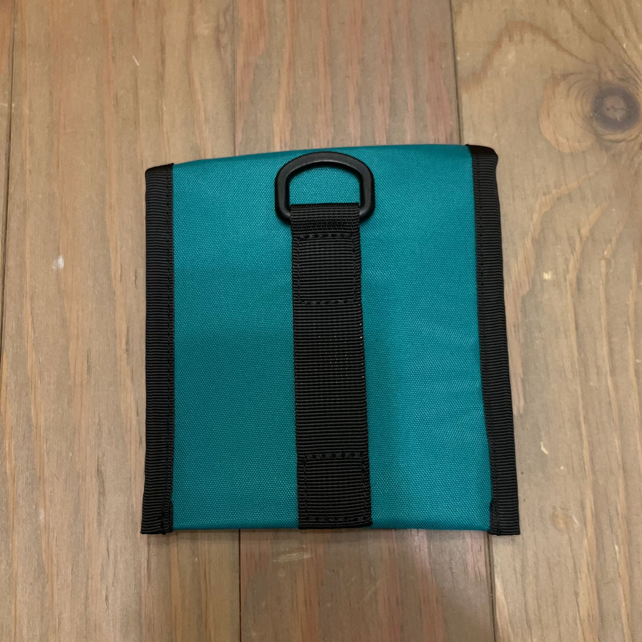 VAGA NANO COOLER WITH SKATE WAX