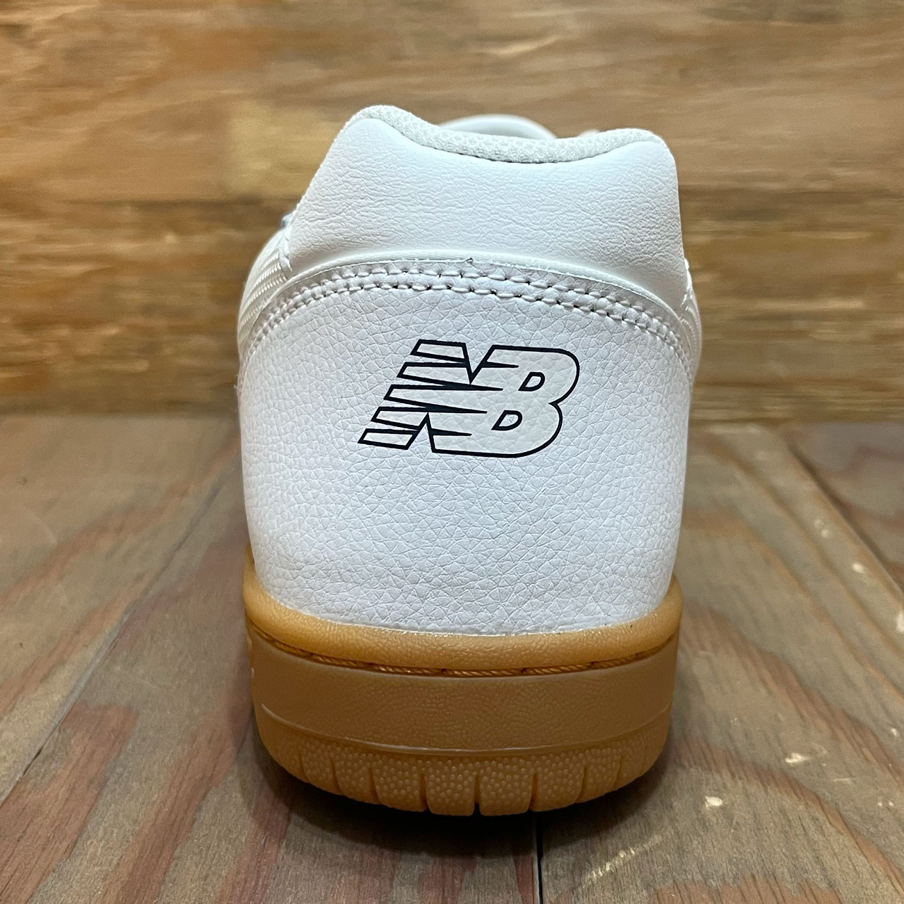 NB NUMERIC TOM KNOX 600 TWO