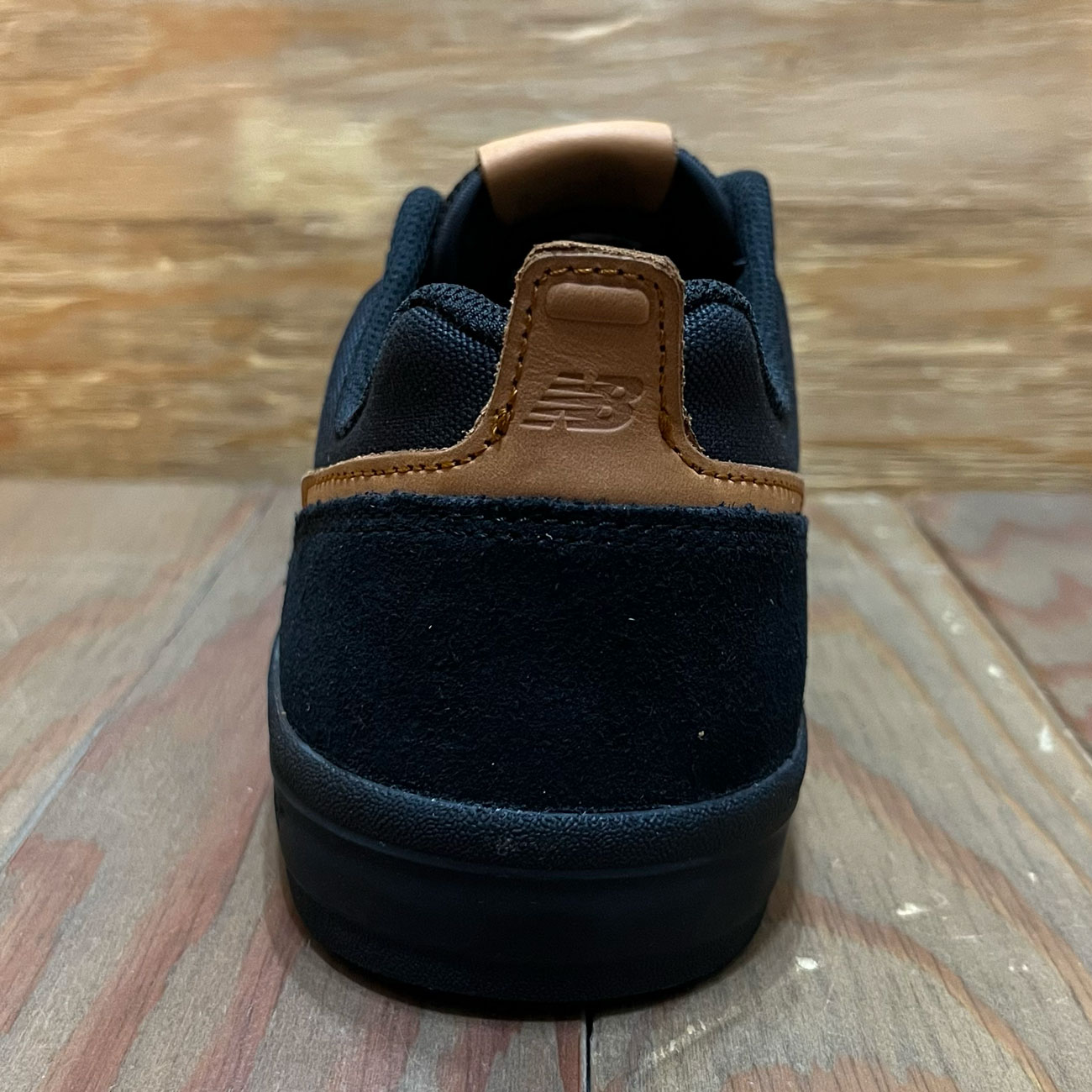 NB NUMERIC JAMIE FOY 306 BON