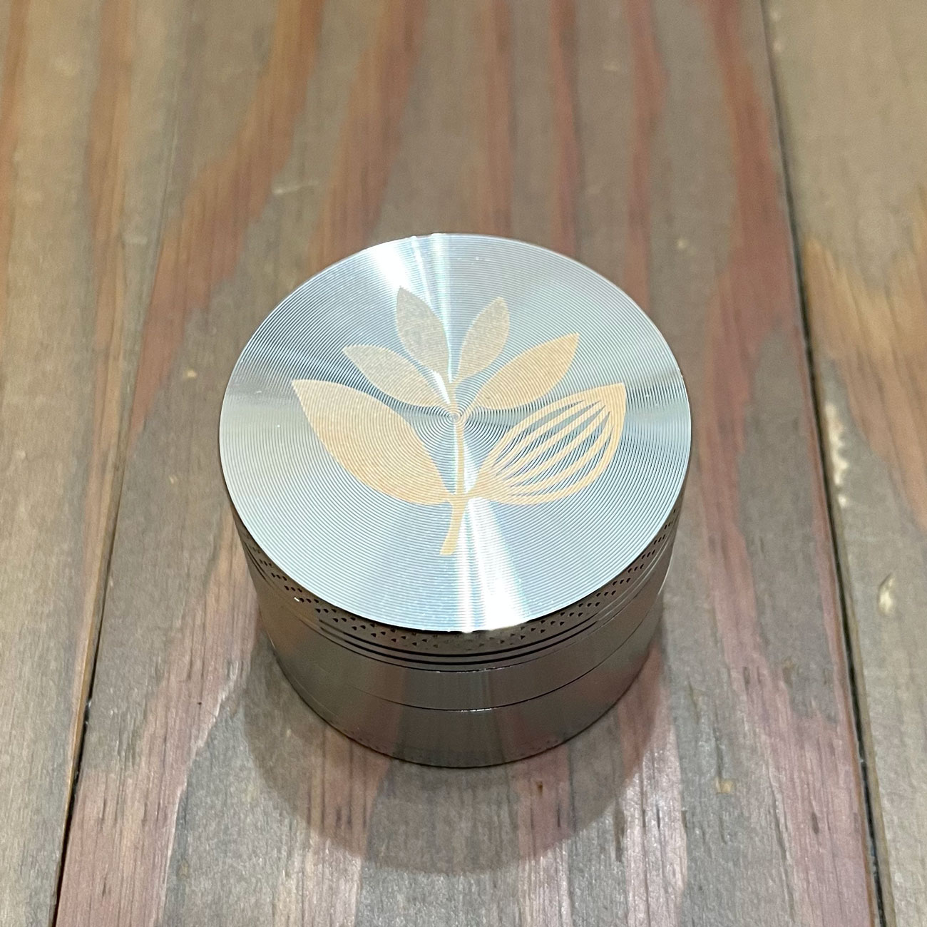 MAGENTA GRINDER SILVER | 東京のスケートボードショップ・通販