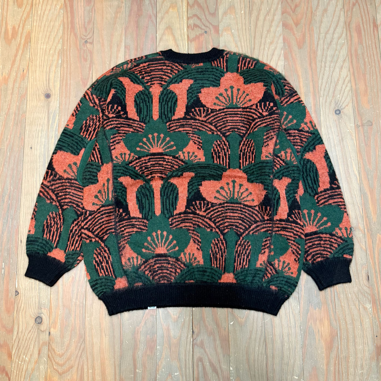 EVISEN KABUTO MOHAIR CREW KNIT