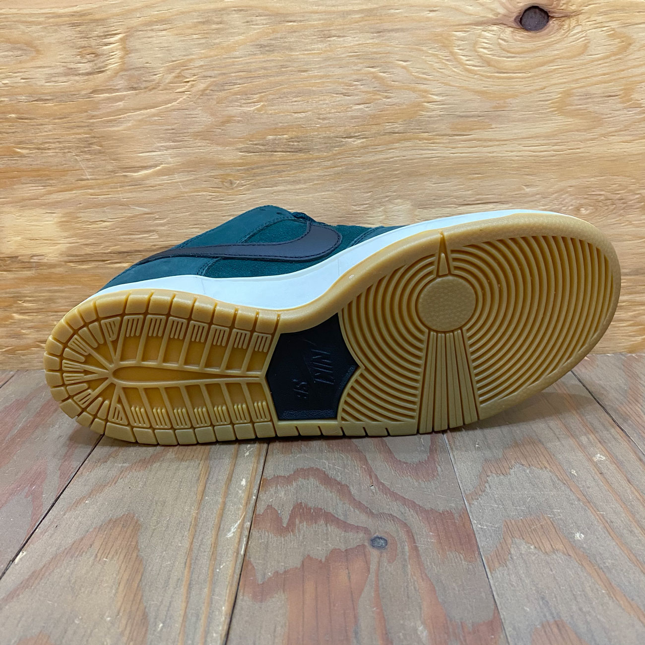 NIKE SB DUNK LOW PRO DEEP FIR