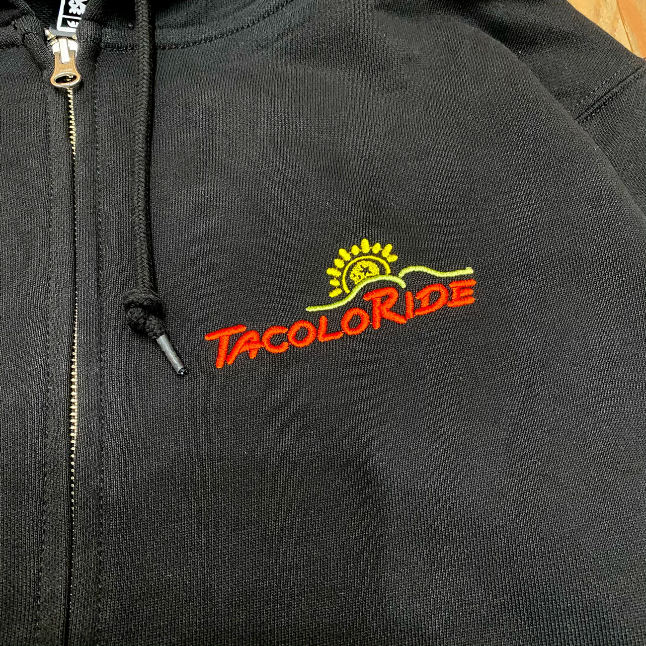 MxMxM x TACORIDE x COLOR COMMUNICATIONS ZIP HOODIE