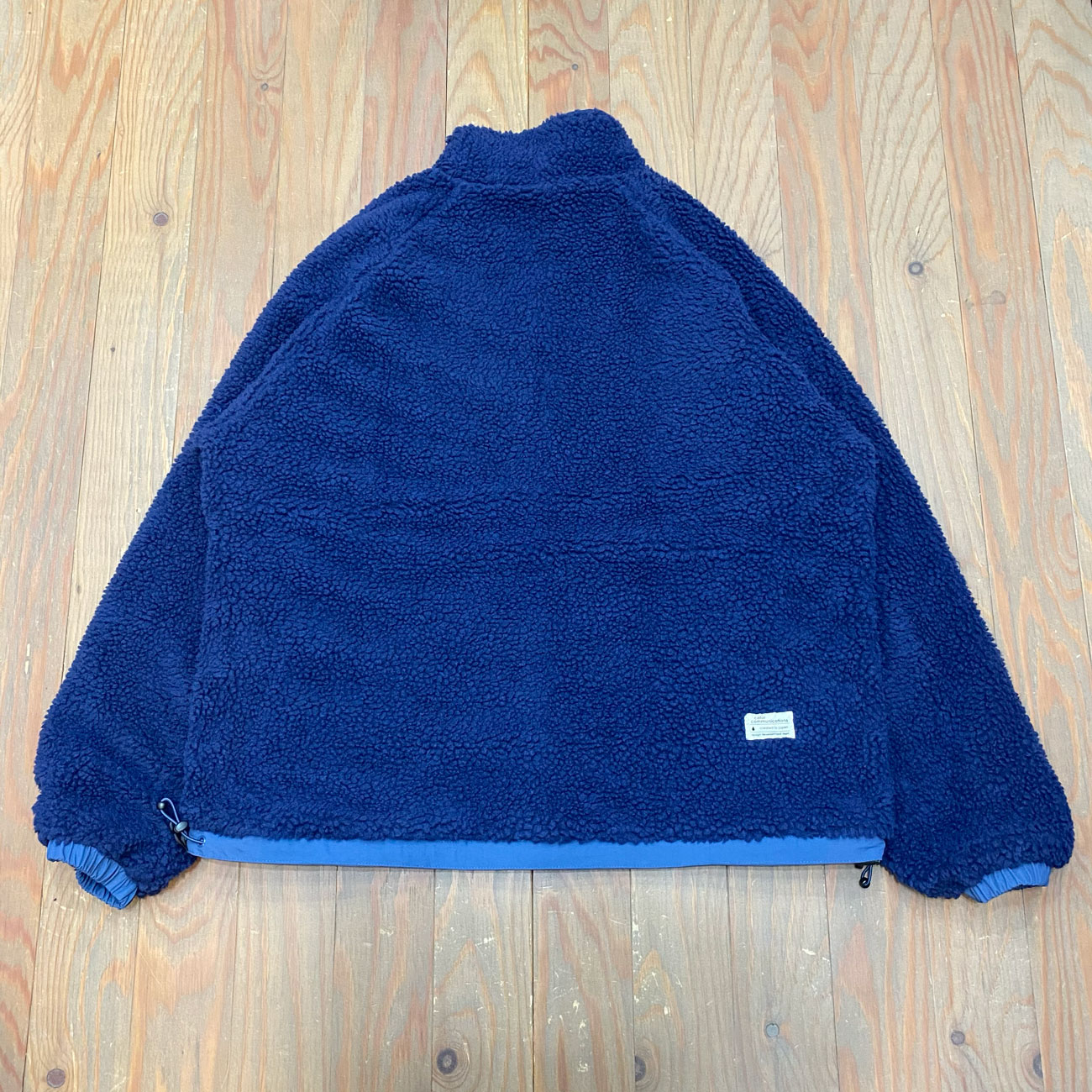 COLOR COMMUNICATIONS DRIP EMB NYLON BOA REVERSIBLE