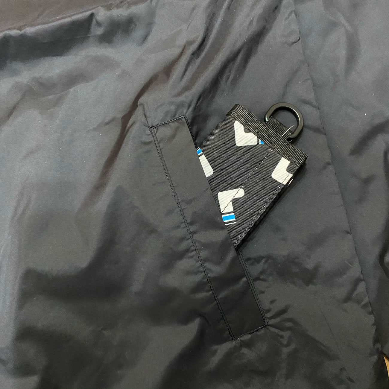 COLOR COMMUNICATIONS RE-LETTER 2012 COACH JACKET