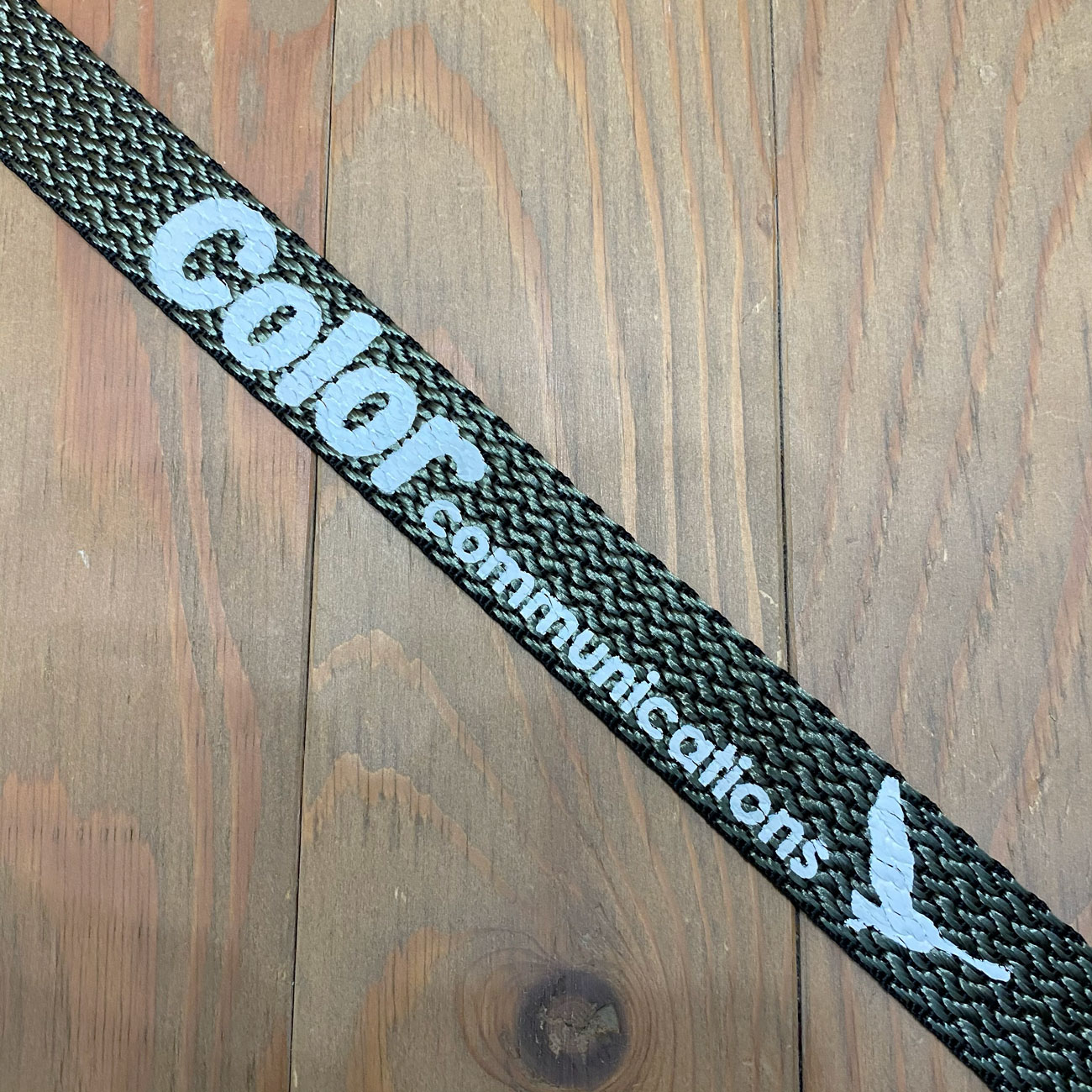 COLOR COMMUNICATIONS T-LOCK PATTERN WAWA BELT