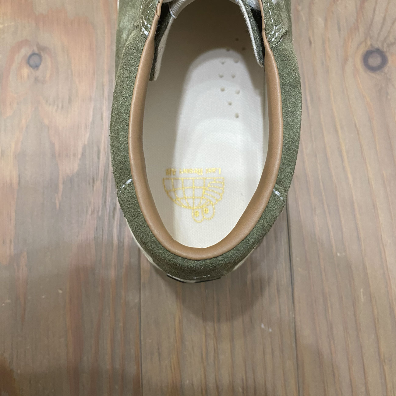 LAST RESORT AB VM001 SUEDE MID OLIVE/WHITE