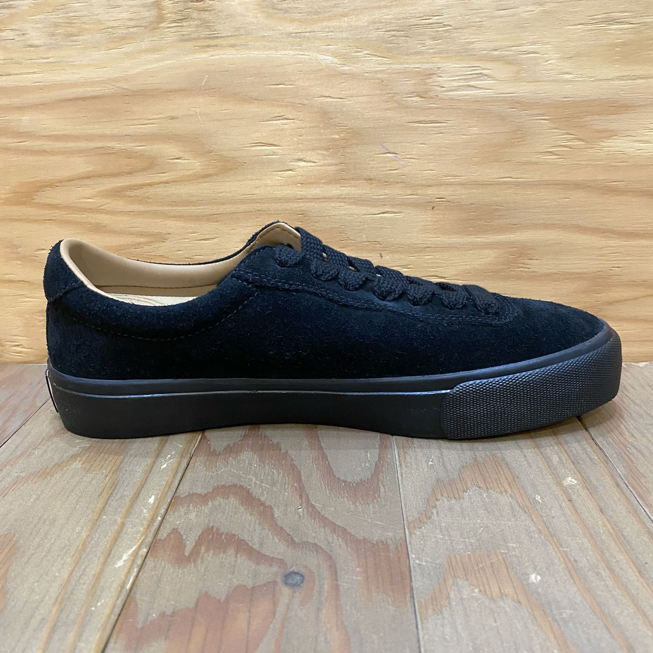 LAST RESORT AB VM001 SUEDE LO BLACK/BLACK | 東京のスケートボード