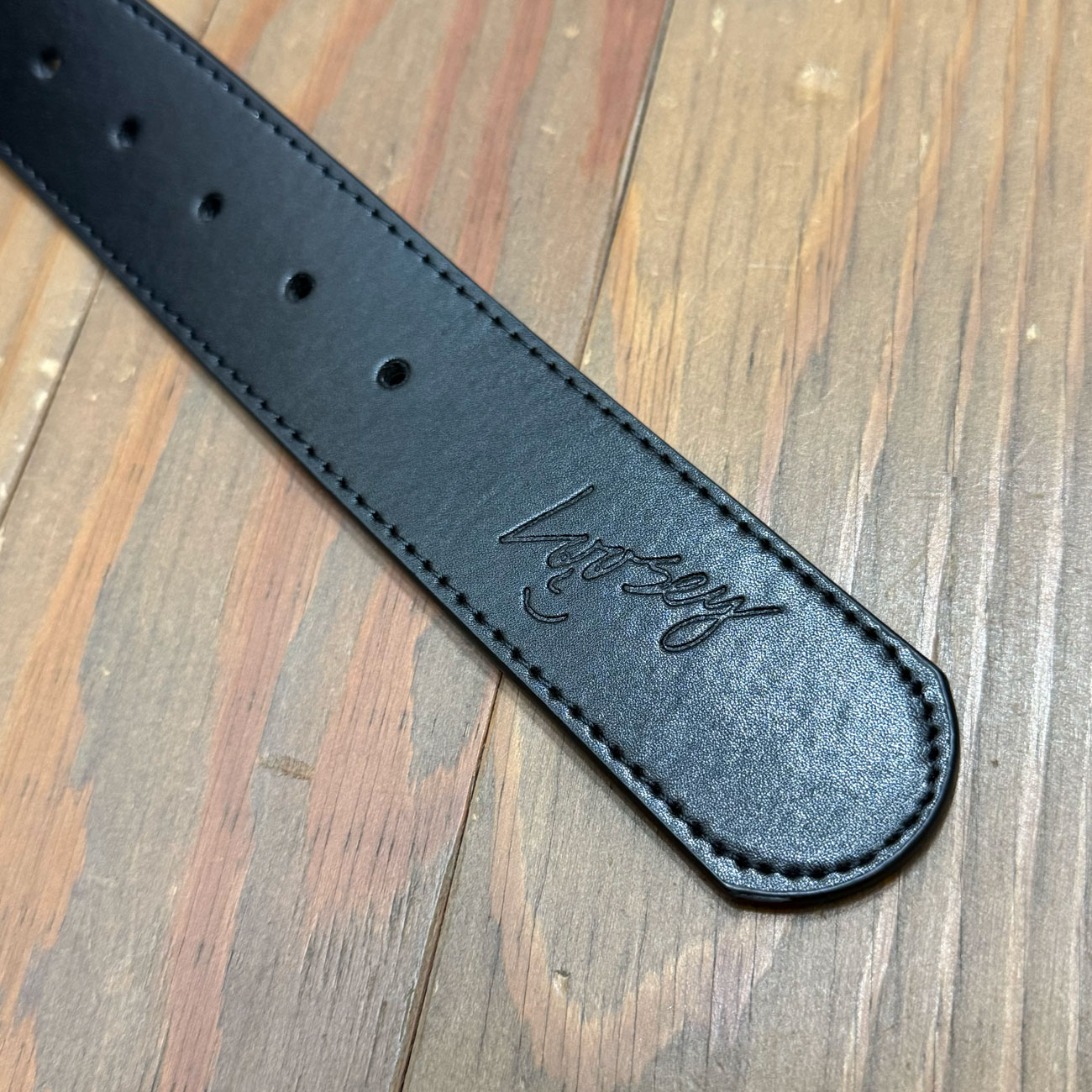 LOOSEY LOVES YOU STUD FINDER BELT