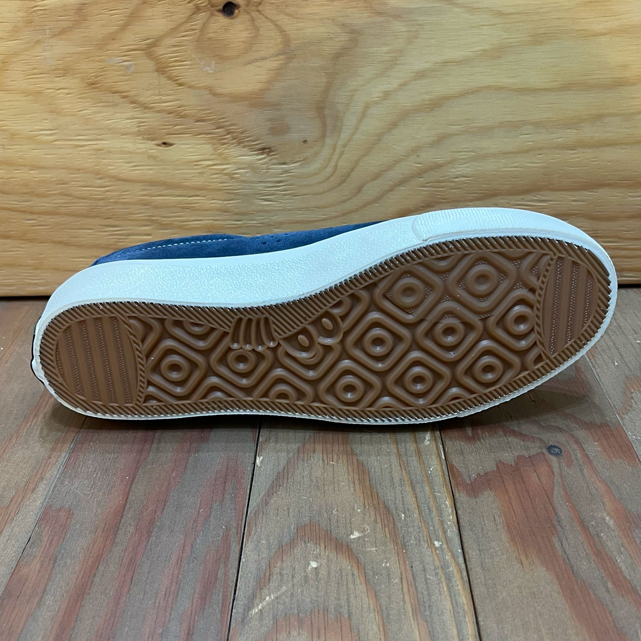 LAST RESORT AB VM001 LO NICK PATRIOT BLUE