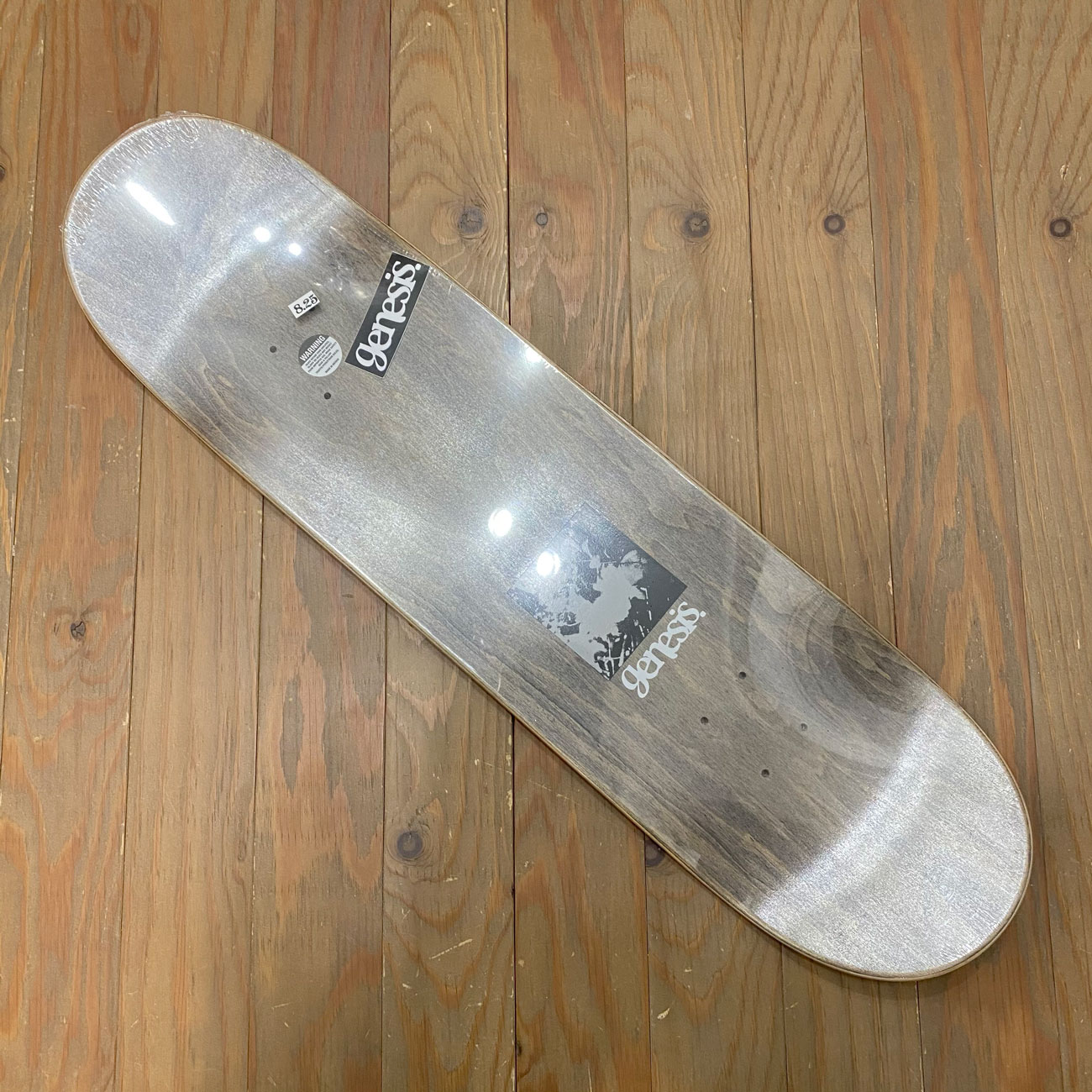 GENESIS GREY GLOW GRASS DECK 8.25inch | 東京のスケートボード