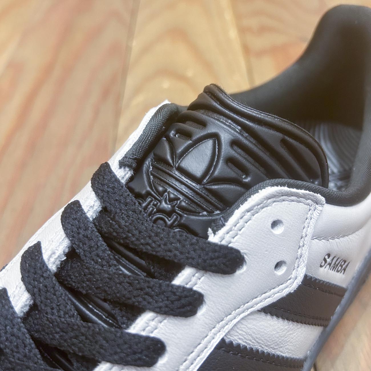 ADIDAS PUIG SAMBA SILVER METALLIC/CORE BLACK