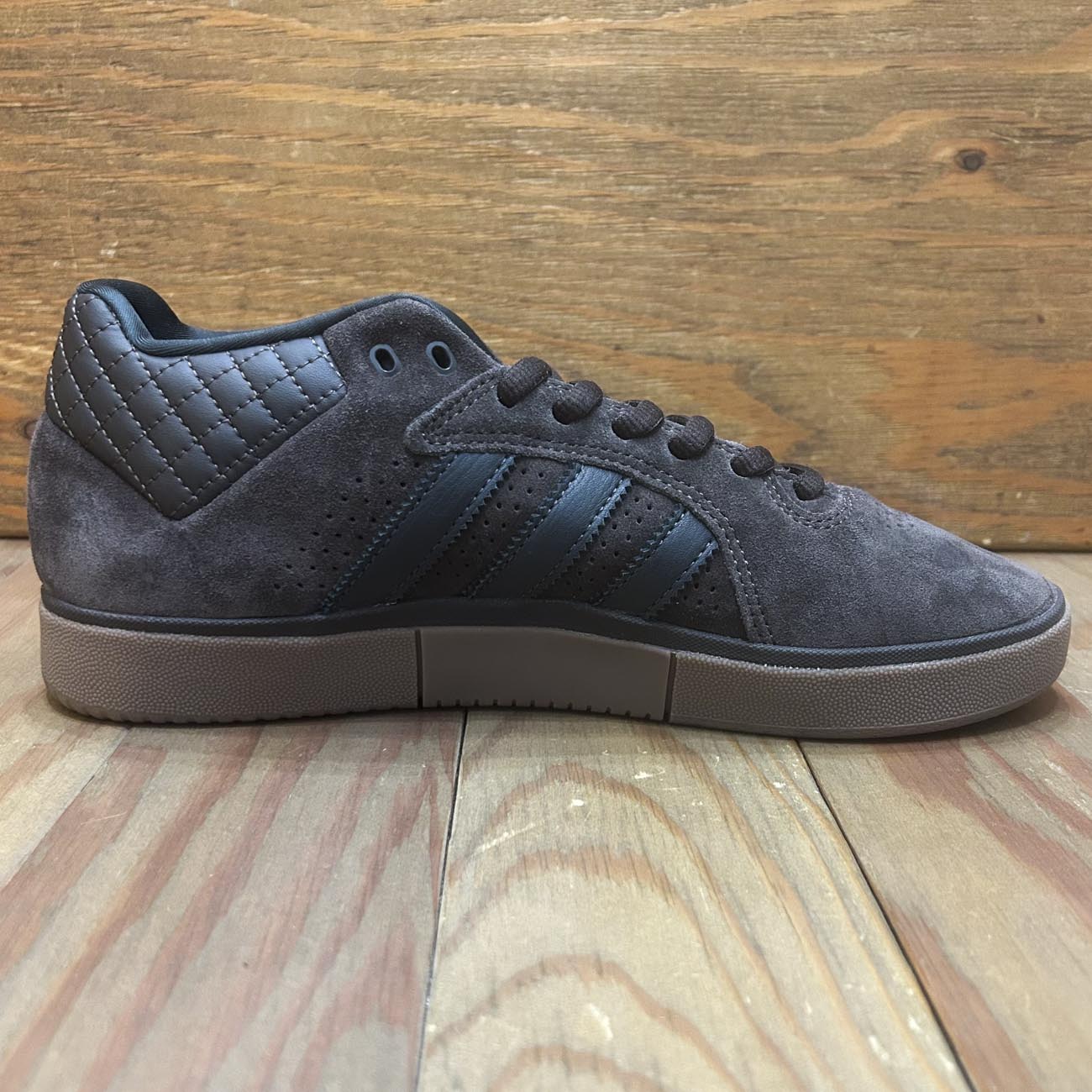 ADIDAS TYSHAWN CARBON/AURORA COFFEE