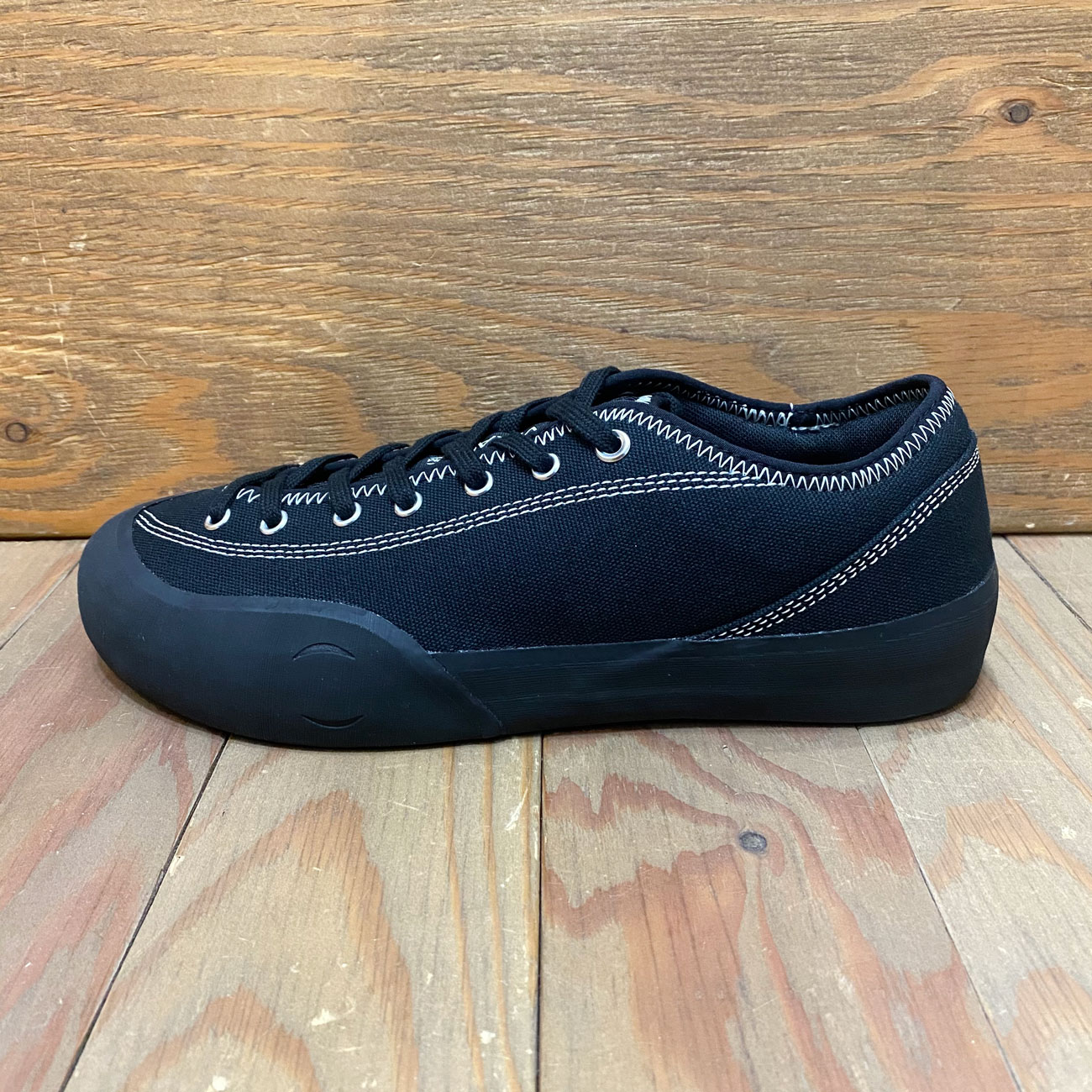 VILLGE PM 1.30PM BLACK/NATURAL BLACK