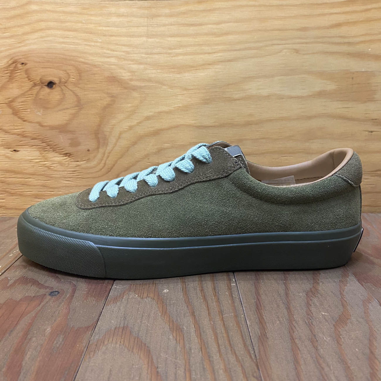 LAST RESORT AB VM001 SUEDE LO SMOKED LEAF/GREEN