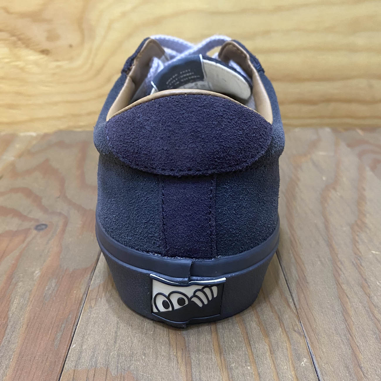 LAST RESORT AB VM001 SUEDE LO GRAPE MAGNET/BLACK