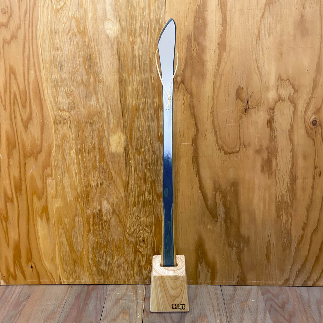 TAMILAB SHOEHORN x SKATEBOARD (靴べら）